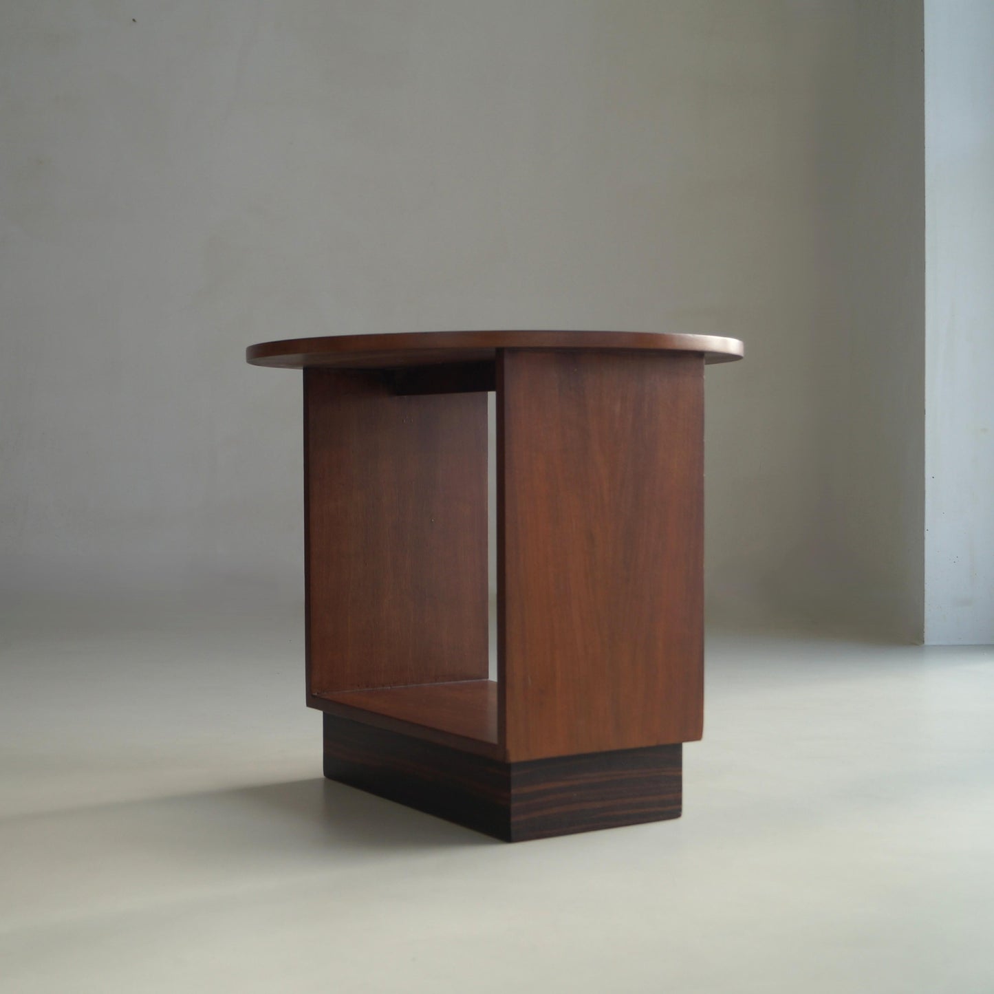 Dutch Art Deco Haagse School Modernist Occasional Table or Side Table, 1920s End Tables