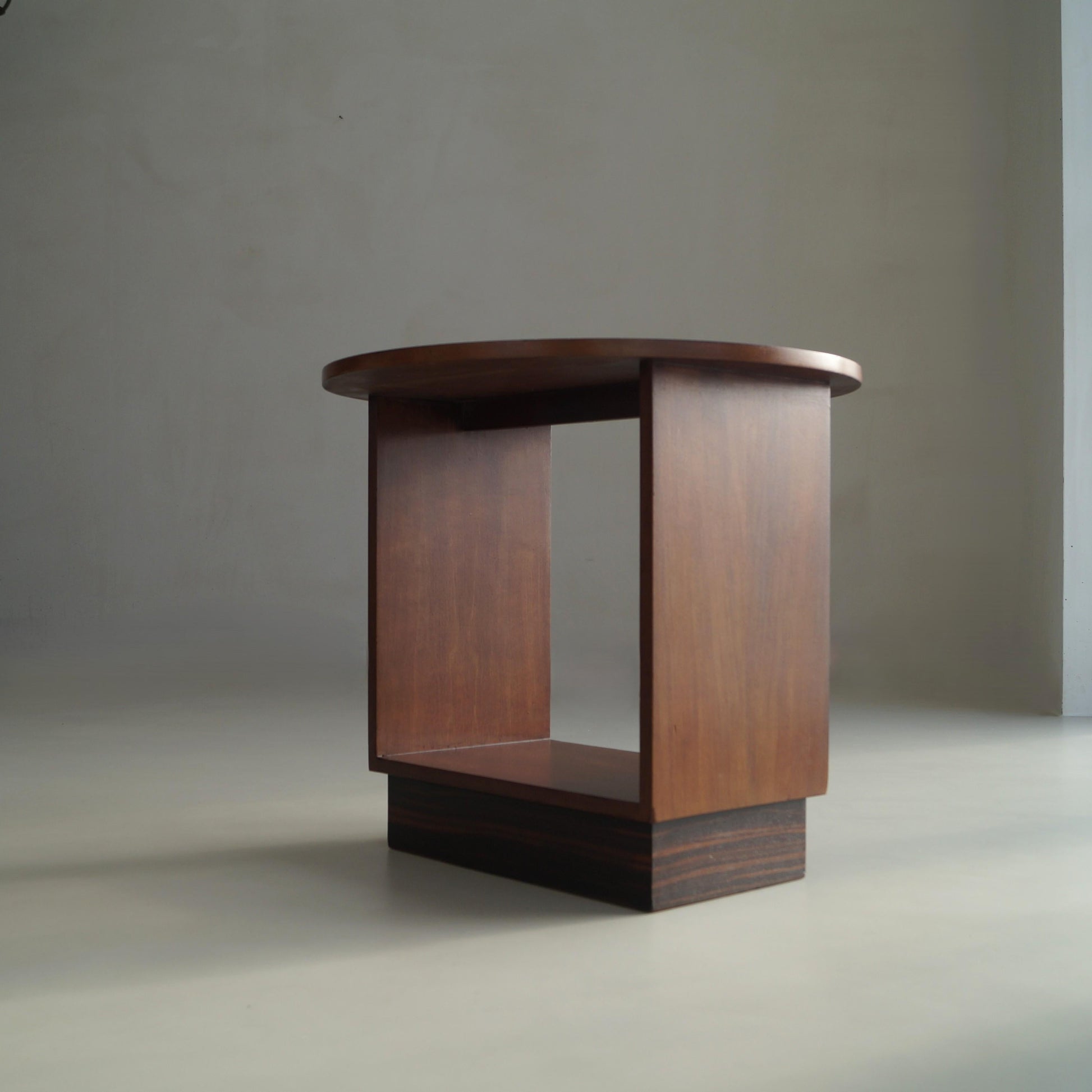 Dutch Art Deco Haagse School Modernist Occasional Table or Side Table, 1920s End Tables