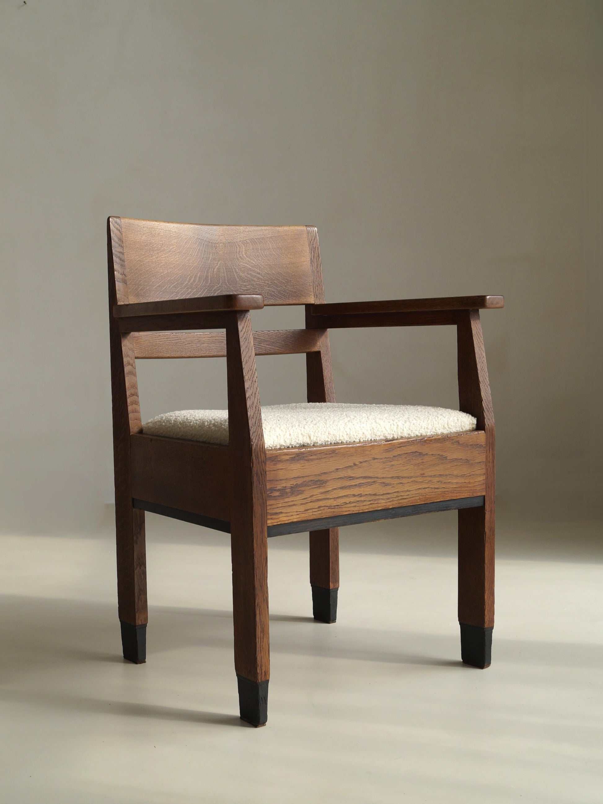 Dutch Art Deco Modernist Armchair by Hendrik Fels for L.O.V Oosterbeek, 1920s Chairs