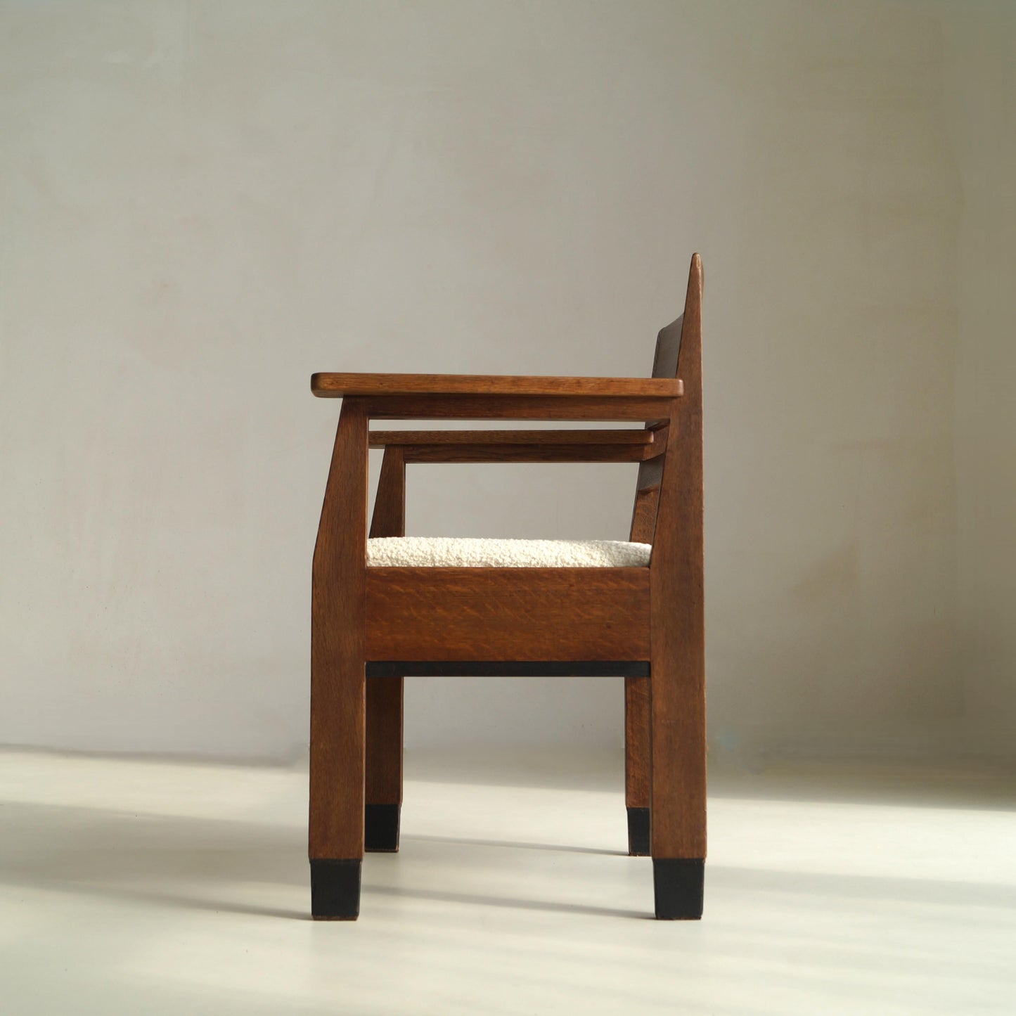 Dutch Art Deco Modernist Armchair by Hendrik Fels for L.O.V Oosterbeek, 1920s Chairs