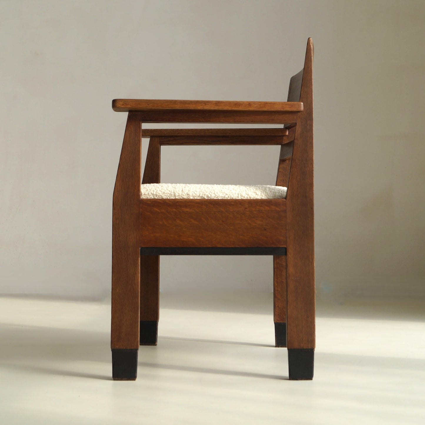 Dutch Art Deco Modernist Armchair by Hendrik Fels for L.O.V Oosterbeek, 1920s Chairs