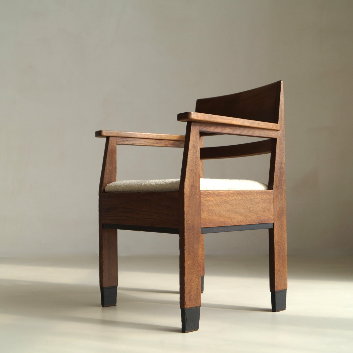 Dutch Art Deco Modernist Armchair by Hendrik Fels for L.O.V Oosterbeek, 1920s Chairs