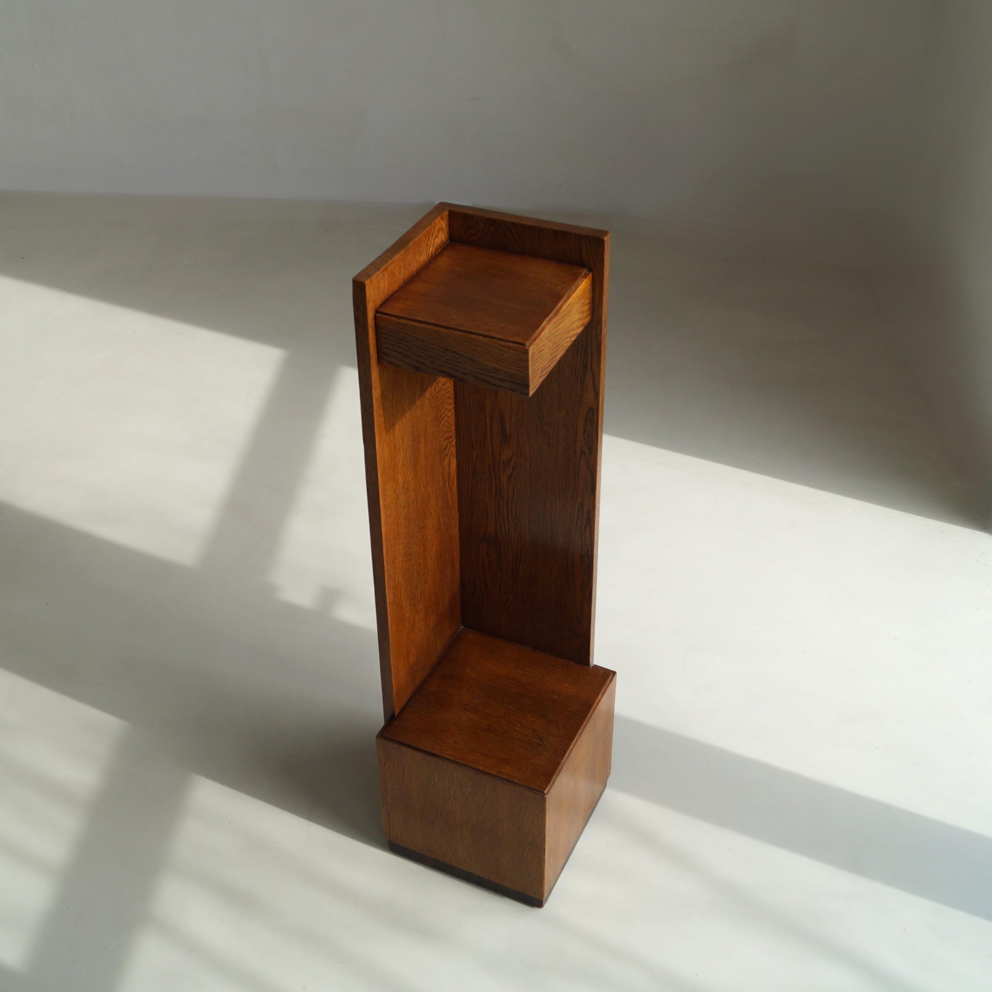 Dutch Art Deco Modernist Hague School Corner Pedestal, 1920s Pedestals