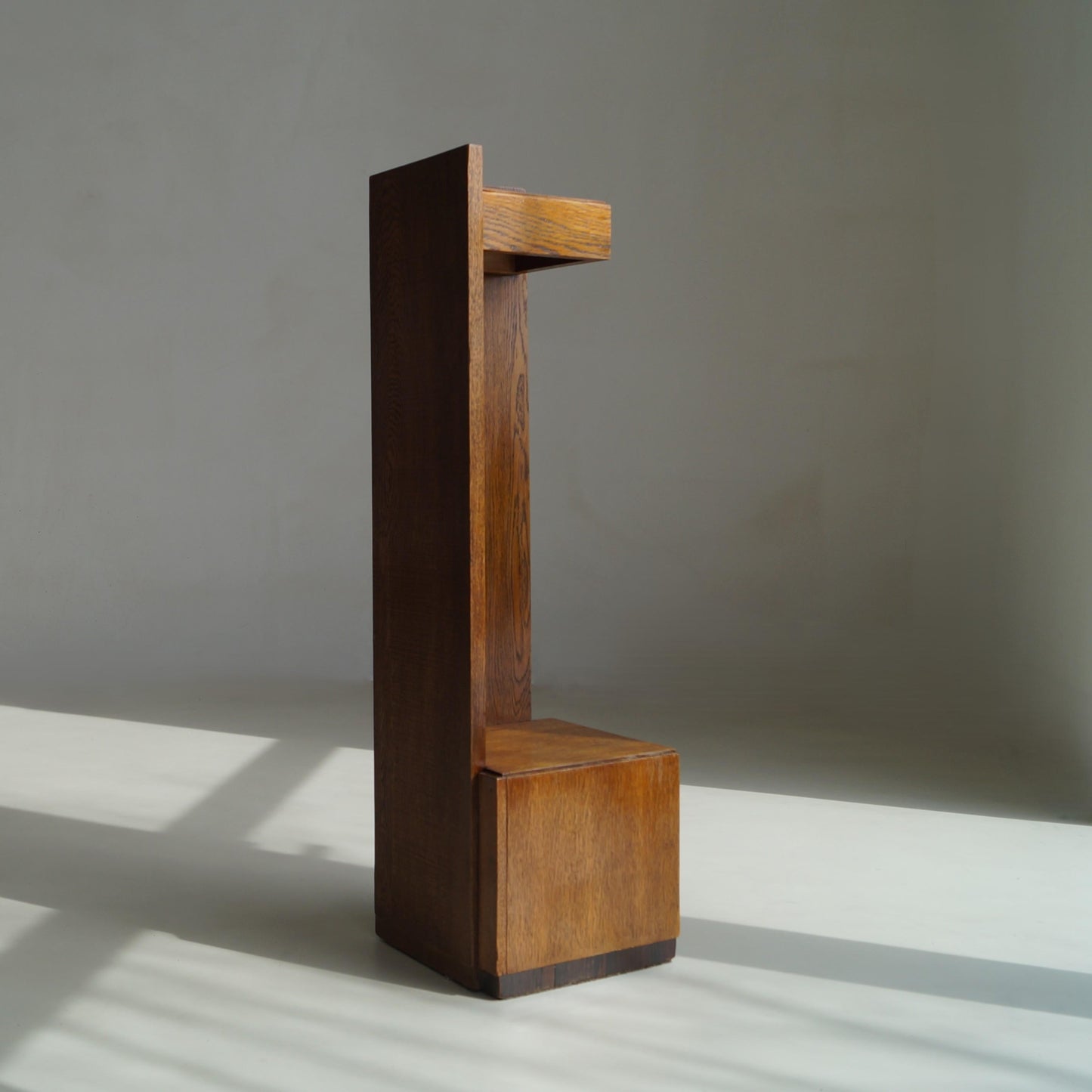 Dutch Art Deco Modernist Hague School Corner Pedestal, 1920s Pedestals