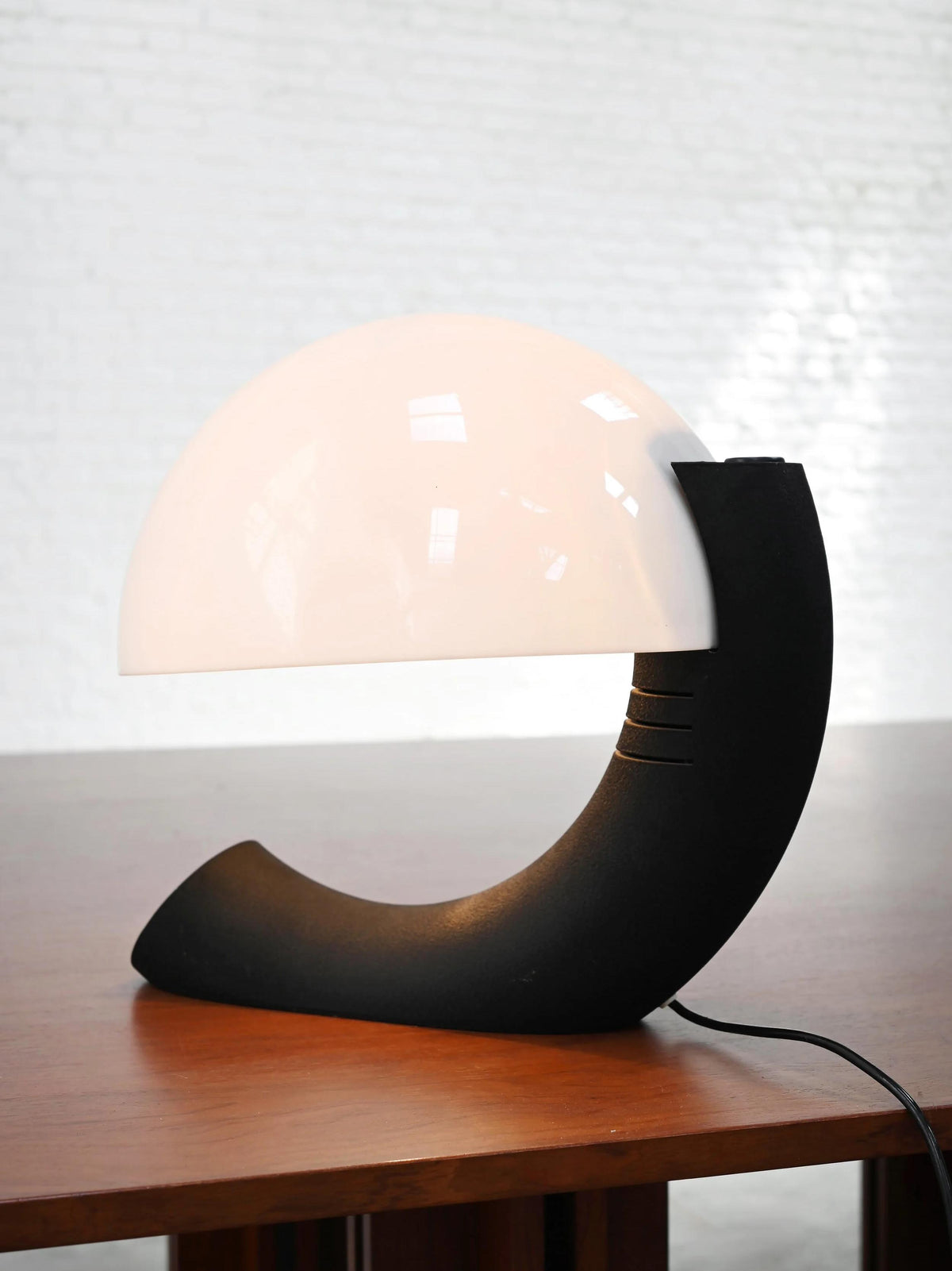 E. Bosi for Fratelli Martini, Italian 1970s Concordia Table Lamp in Plexiglass and Metal Table Lamps