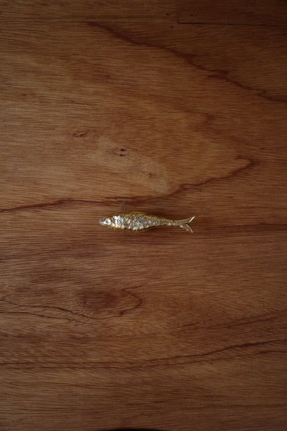 Fish Knob/Hook Hardware