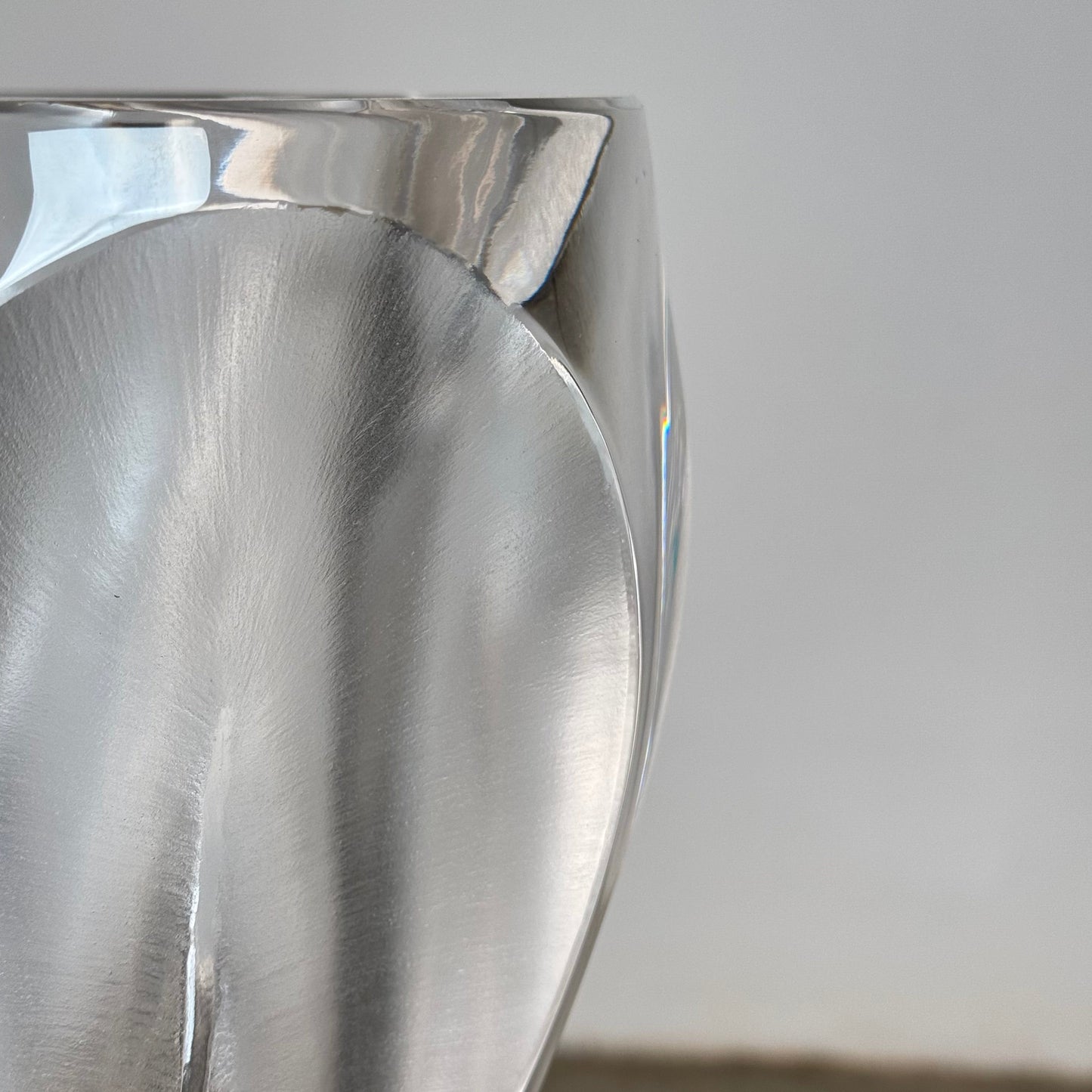 "Flamme" Crystal Vase by Lalique Paris, Signed, 1970s - Sculptural Flower Vase Vases
