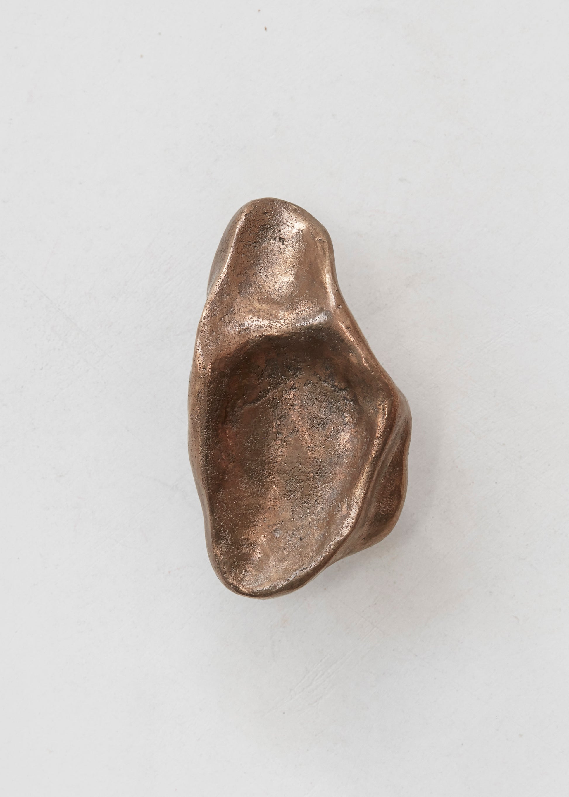 Flat Pinch Large Knob/Hook by Evaanna Hardware