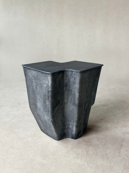 Clam Medium Side Table by Vava Objects