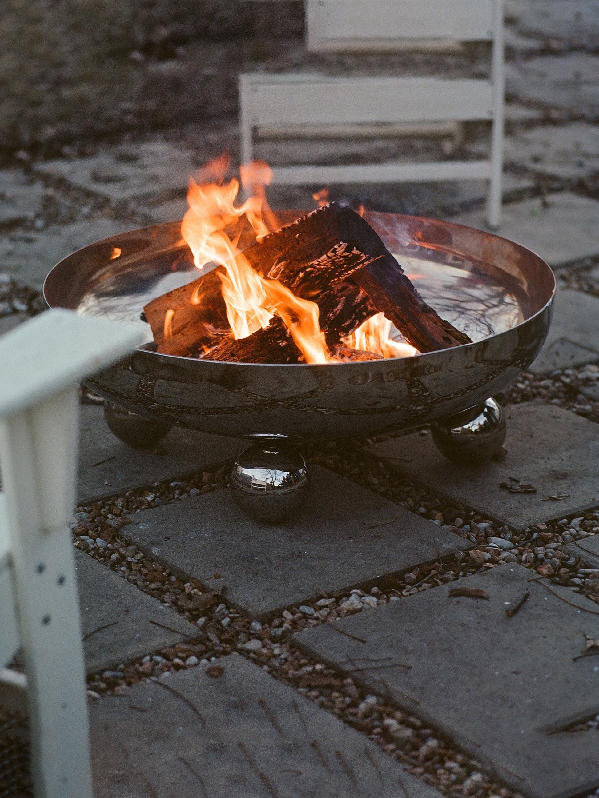 Flecto Fire Pit by Muhly Fire Pit