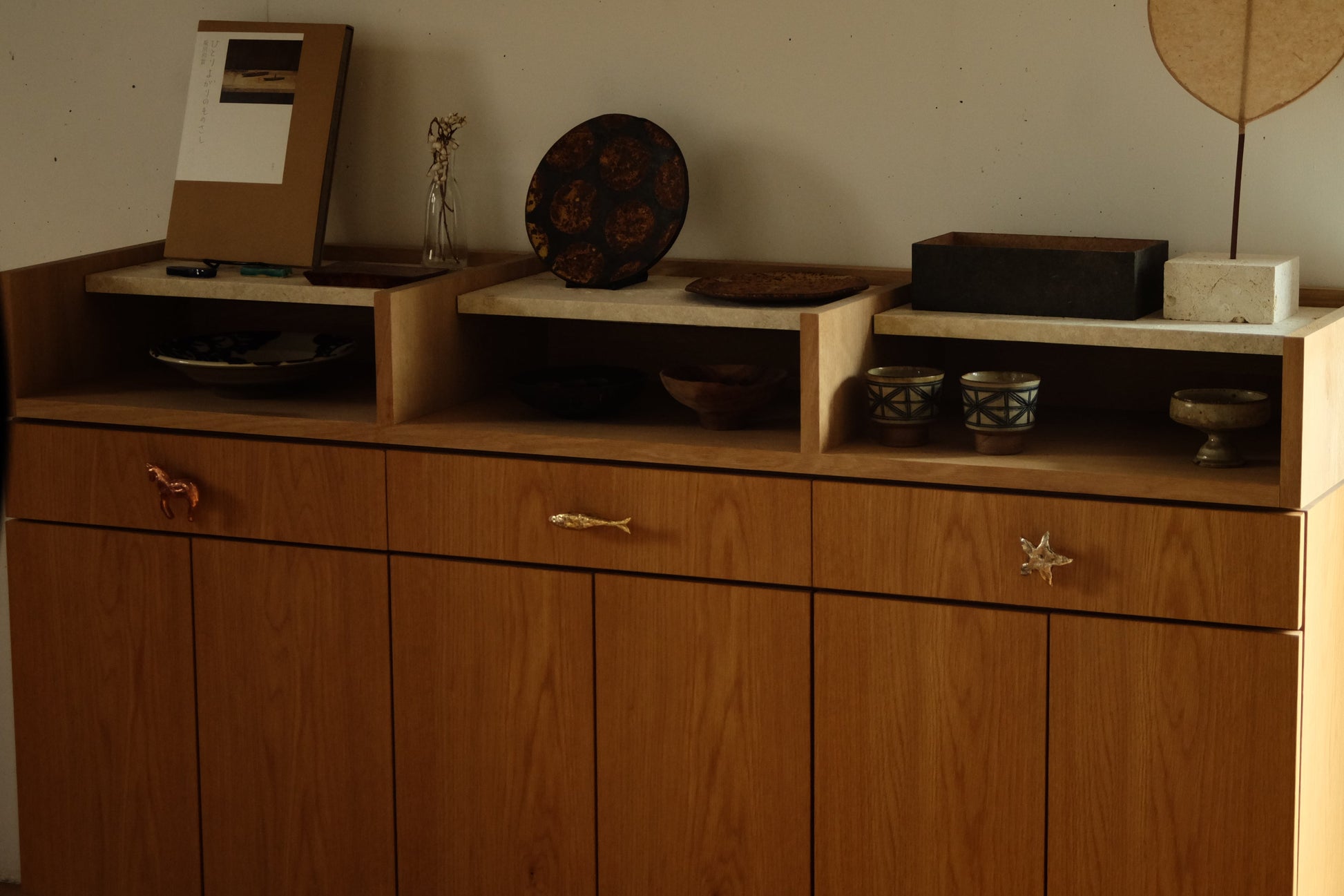 Foal Knob/Hook Hardware