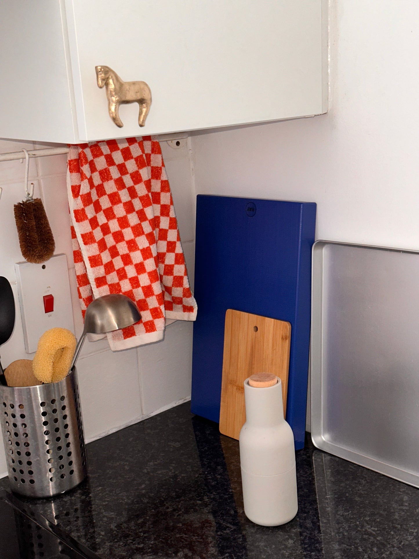 Foal Knob/Hook Hardware