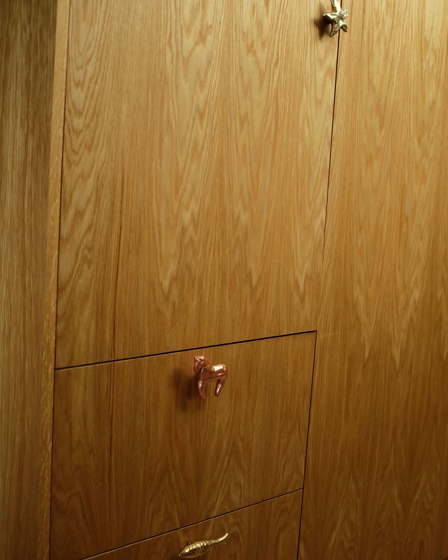 Foal Knob/Hook Hardware