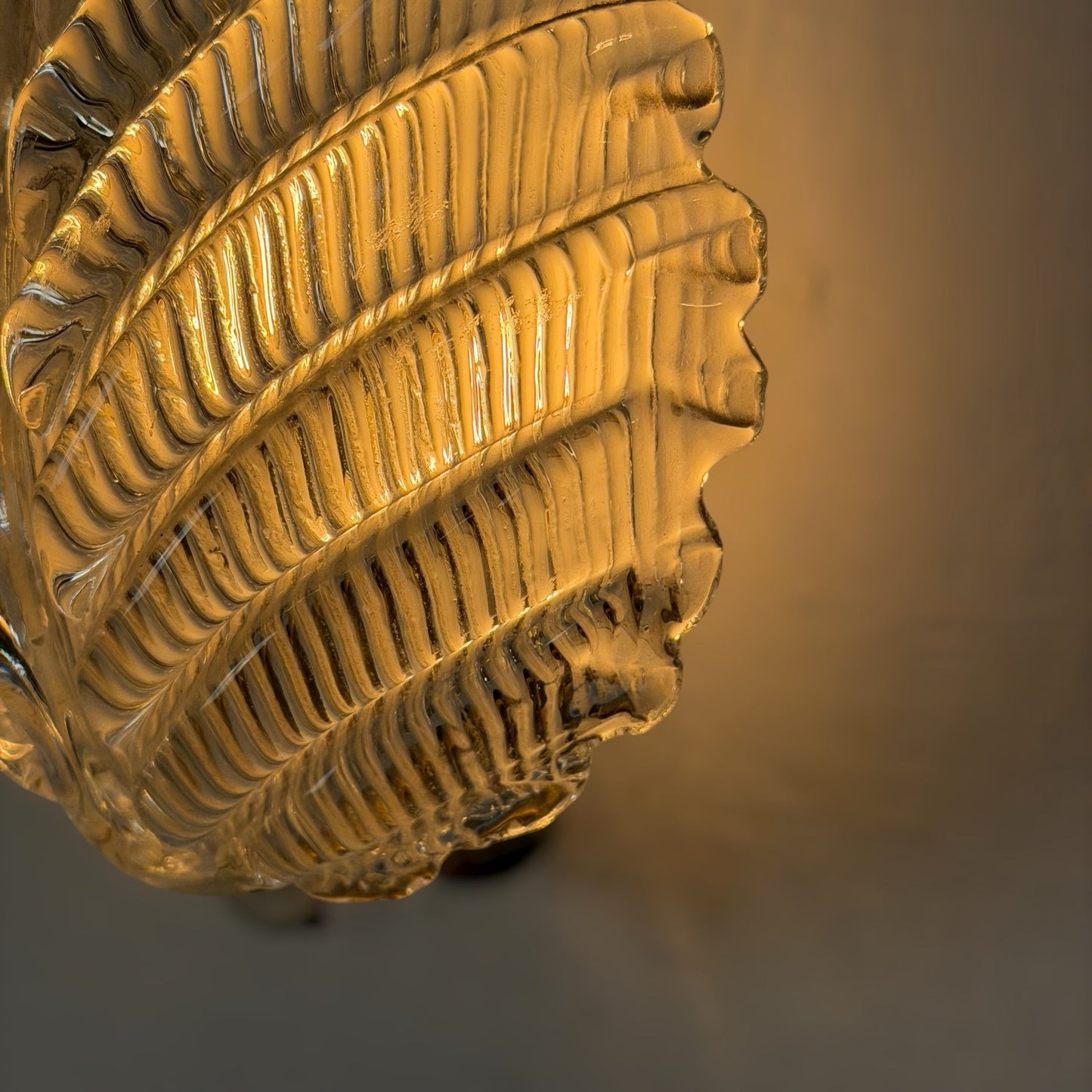 Pair of "Foglia" Murano Glass Wall Lights by Ercole Barovier for Barovier & Toso, 1940s Sconces
