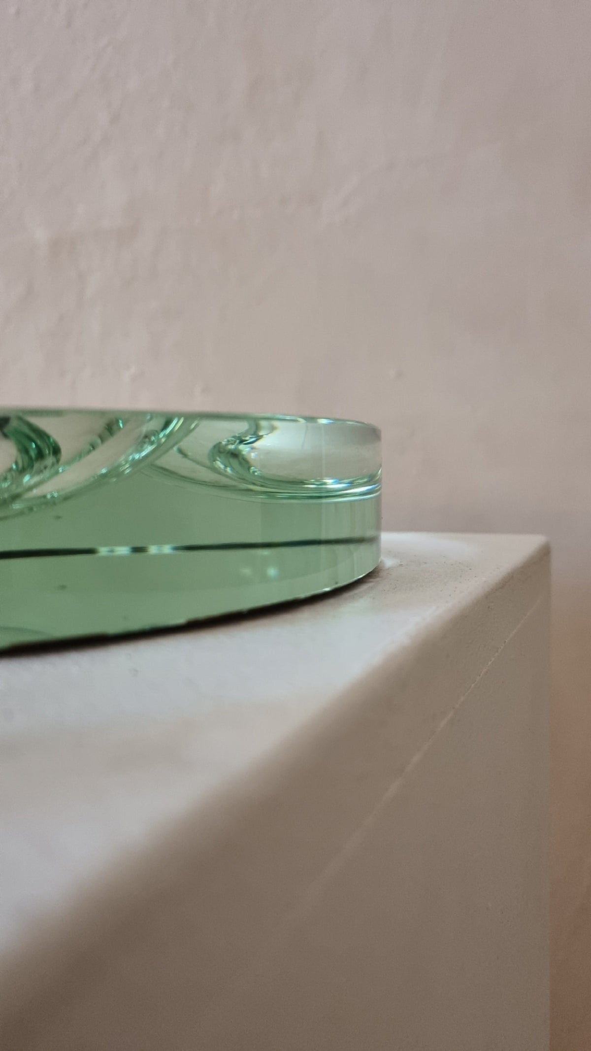Fontana Arte Ashtray in Ground Crystal Glass Produced by Fontana Arte, 1960 Objects