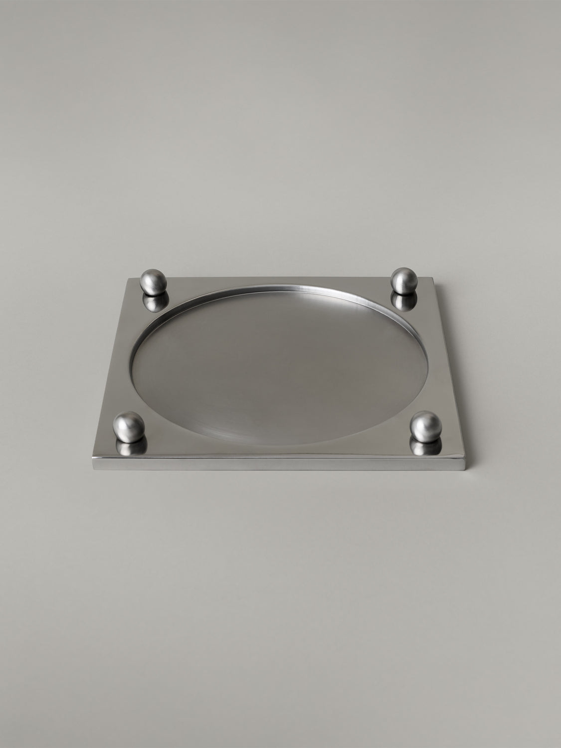 Gathering Tray Trays