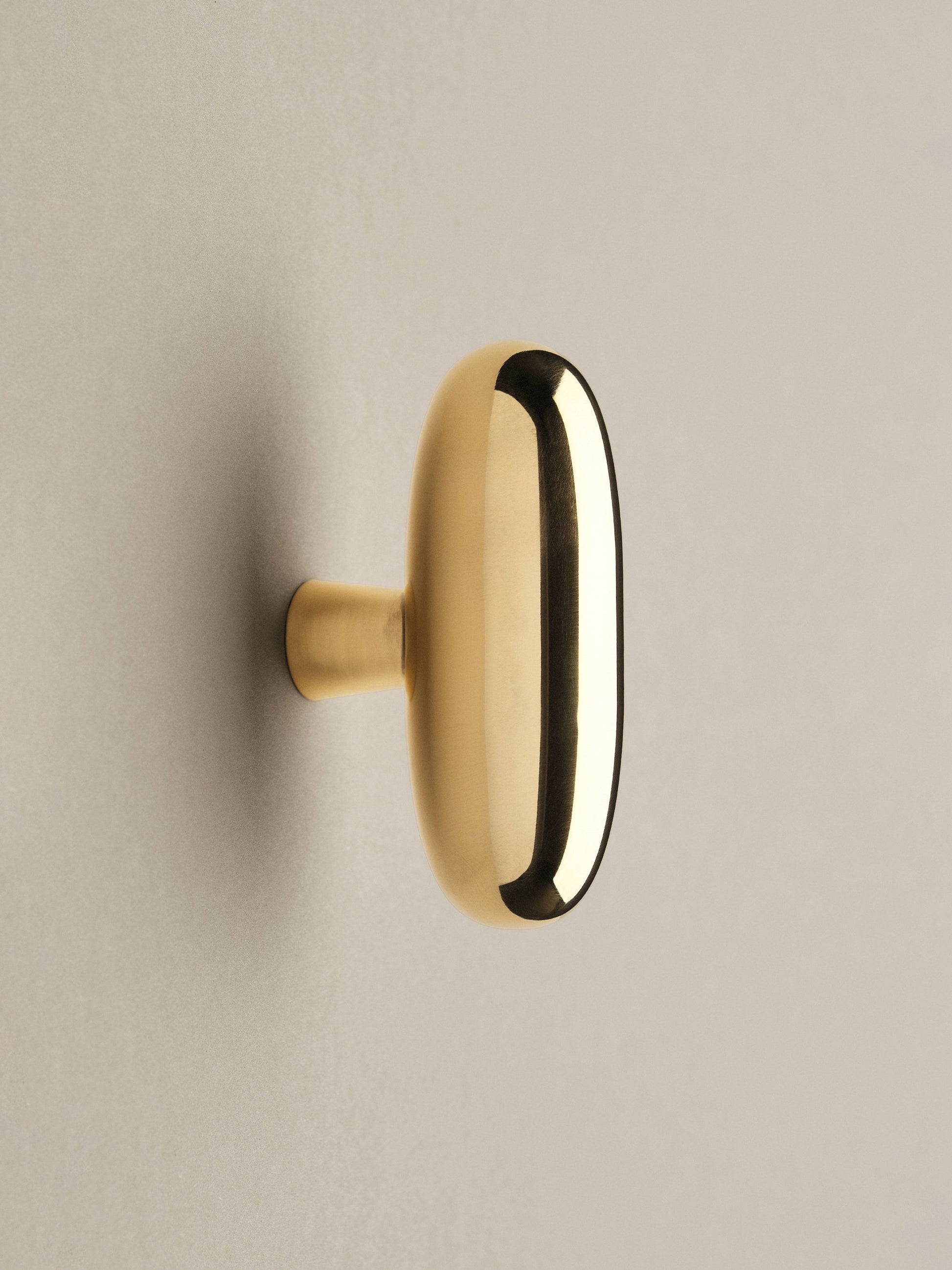 Grande Blunt Cabinet Knob Decorative Objects
