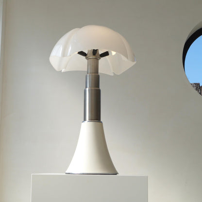 Grande Pipistrello by Gae Aulenti for Martinelli Luce, 1980s Table Lamps