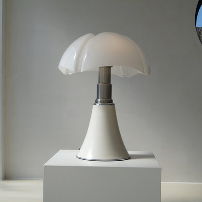Grande Pipistrello by Gae Aulenti for Martinelli Luce, 1980s Table Lamps