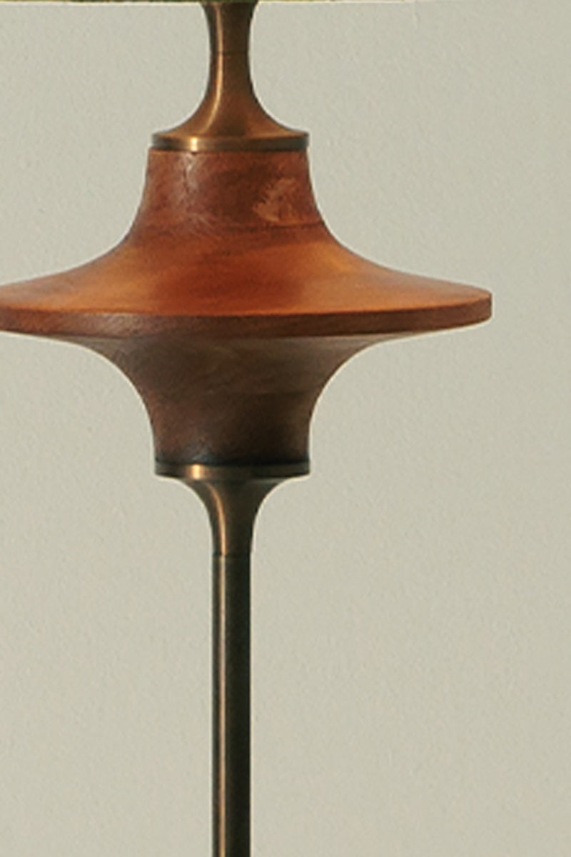 Hour Agathis Floor Lamp Floor Lamps