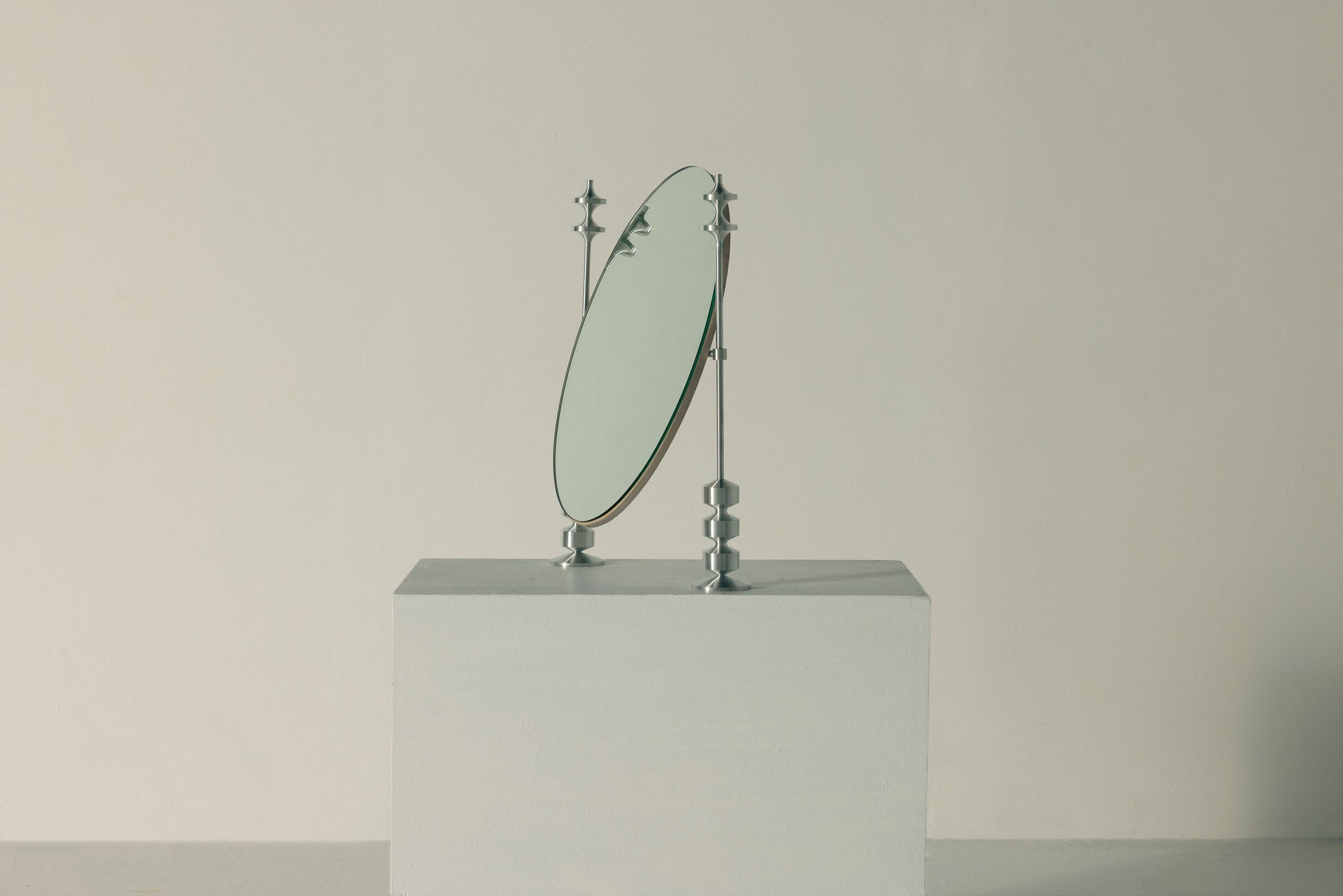 Hour Briar Vanity Mirror Mirrors