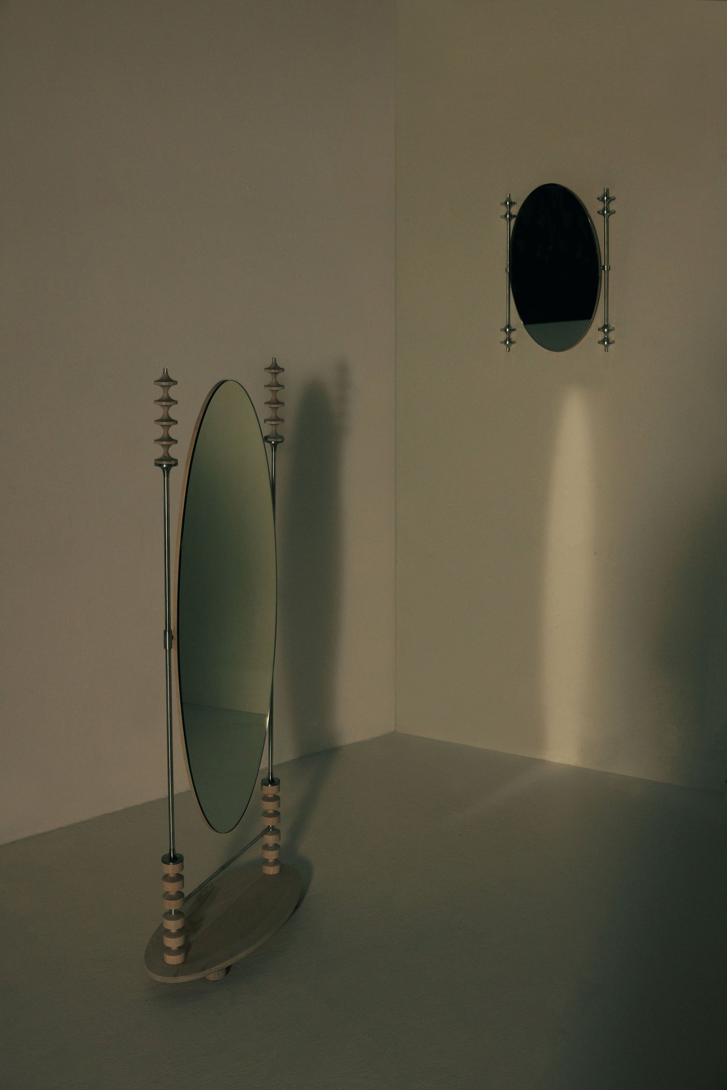 Hour Briar Wall Mirror Mirrors