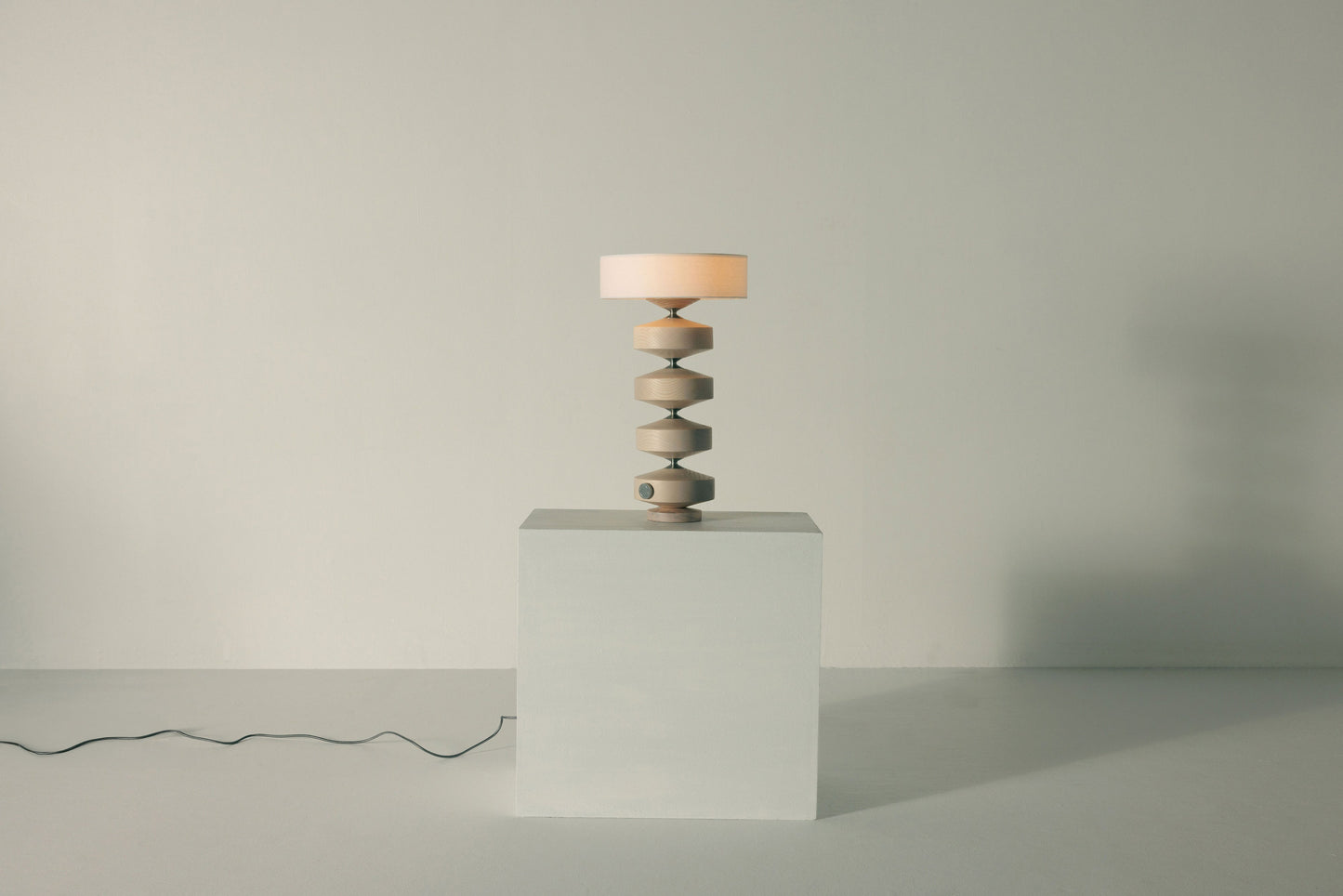Hour Phila Table Lamp Table Lamps