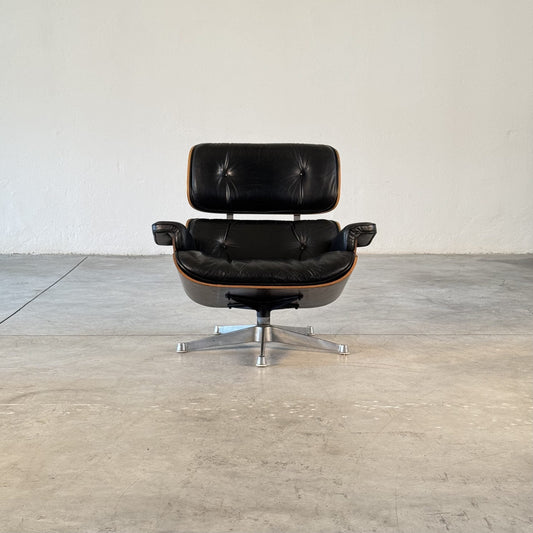 Iconic Charles & Ray Eames Lounge Chair, 670 Model - ICF Edition, 1960s Chairs