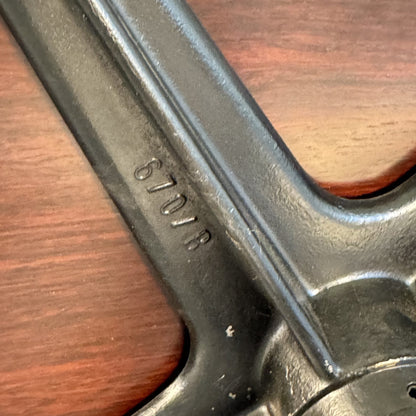 Iconic Charles & Ray Eames Lounge Chair, 670 Model - ICF Edition, 1960s Chairs