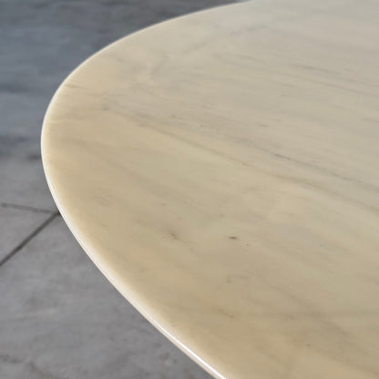 Iconic "Tulip" Dining Room Table by Eero Saarinen for Knoll International, Italy, 1960s Dining Tables