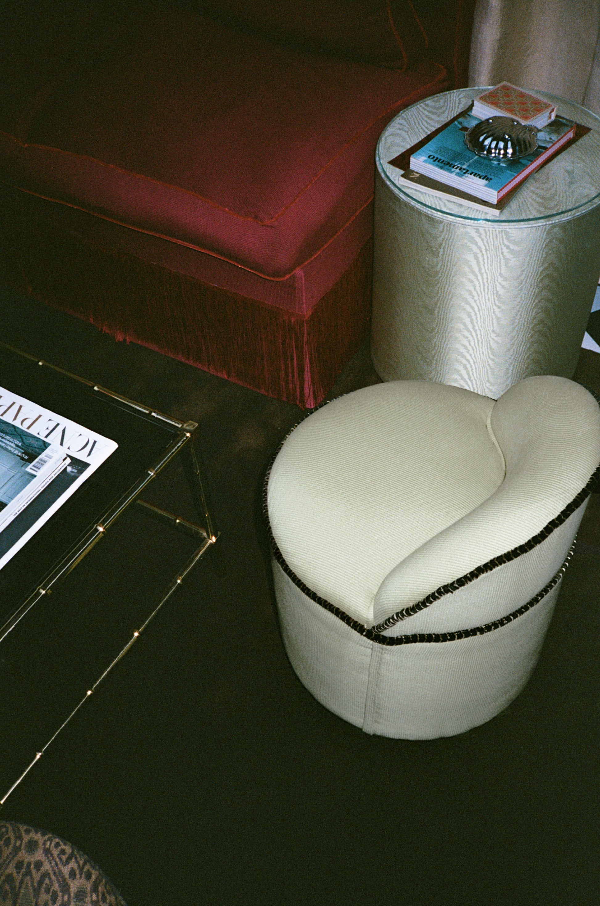 Inferi Stool - Spin Stools