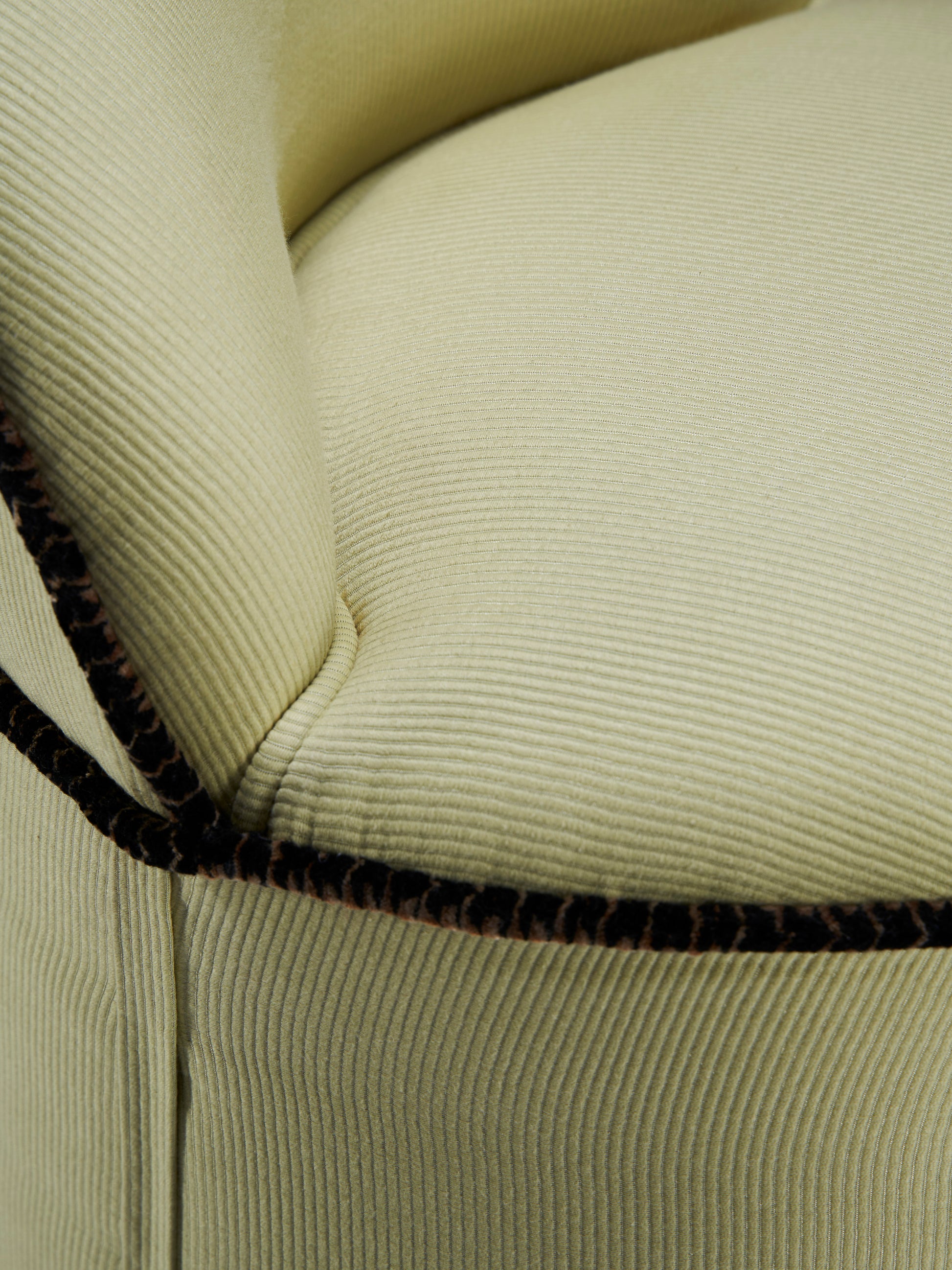 Inferi Stool - Spin Stools