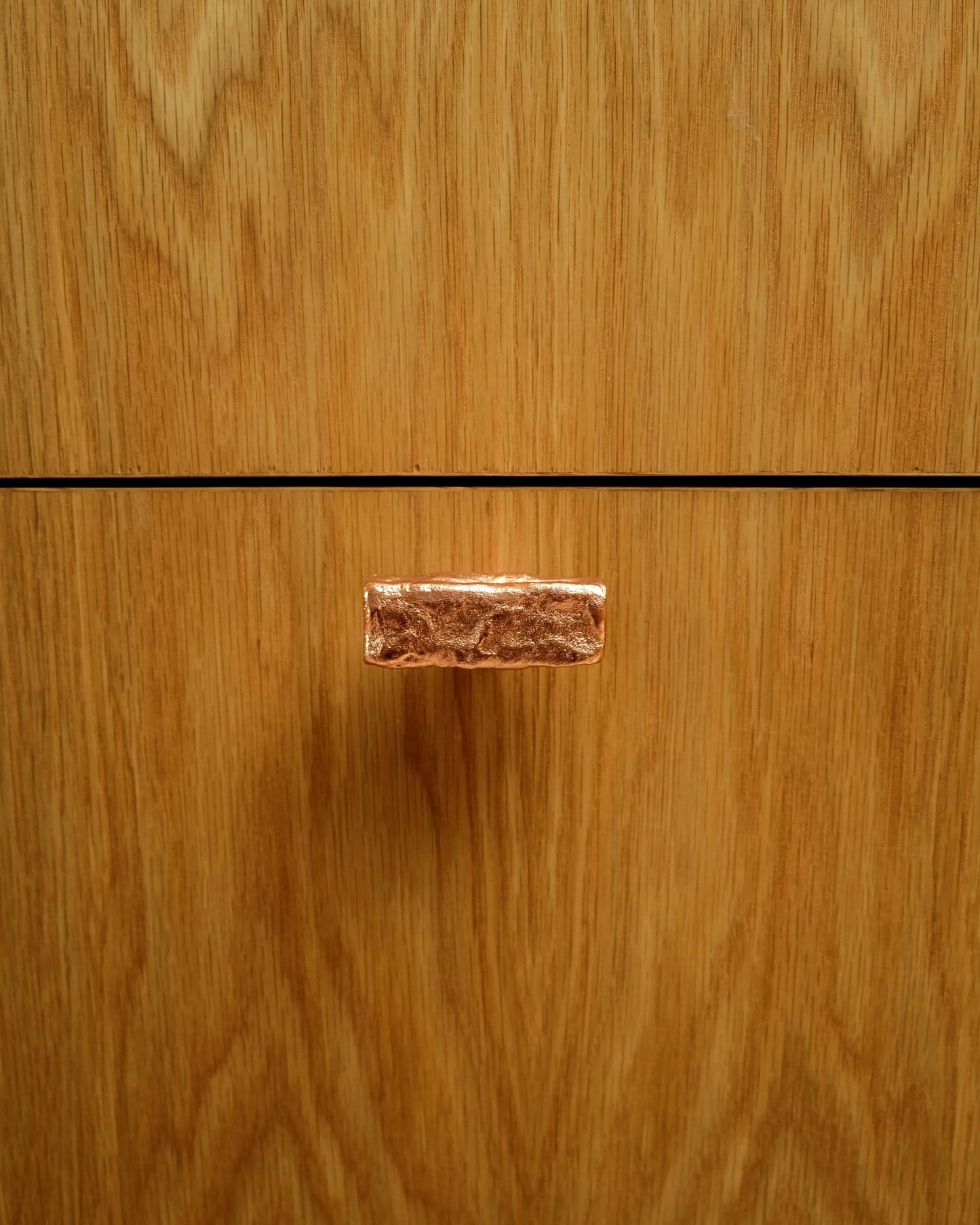 Isle Knob/Hook - Medium Hardware