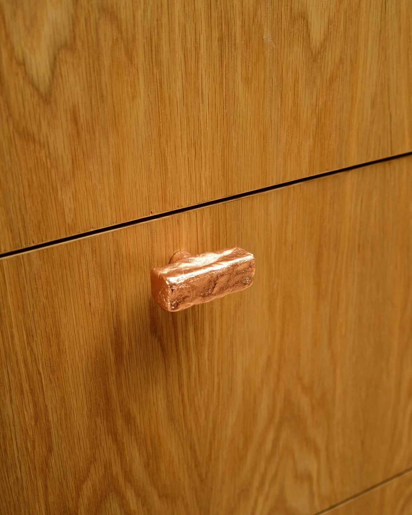 Isle Knob/Hook - Medium Hardware