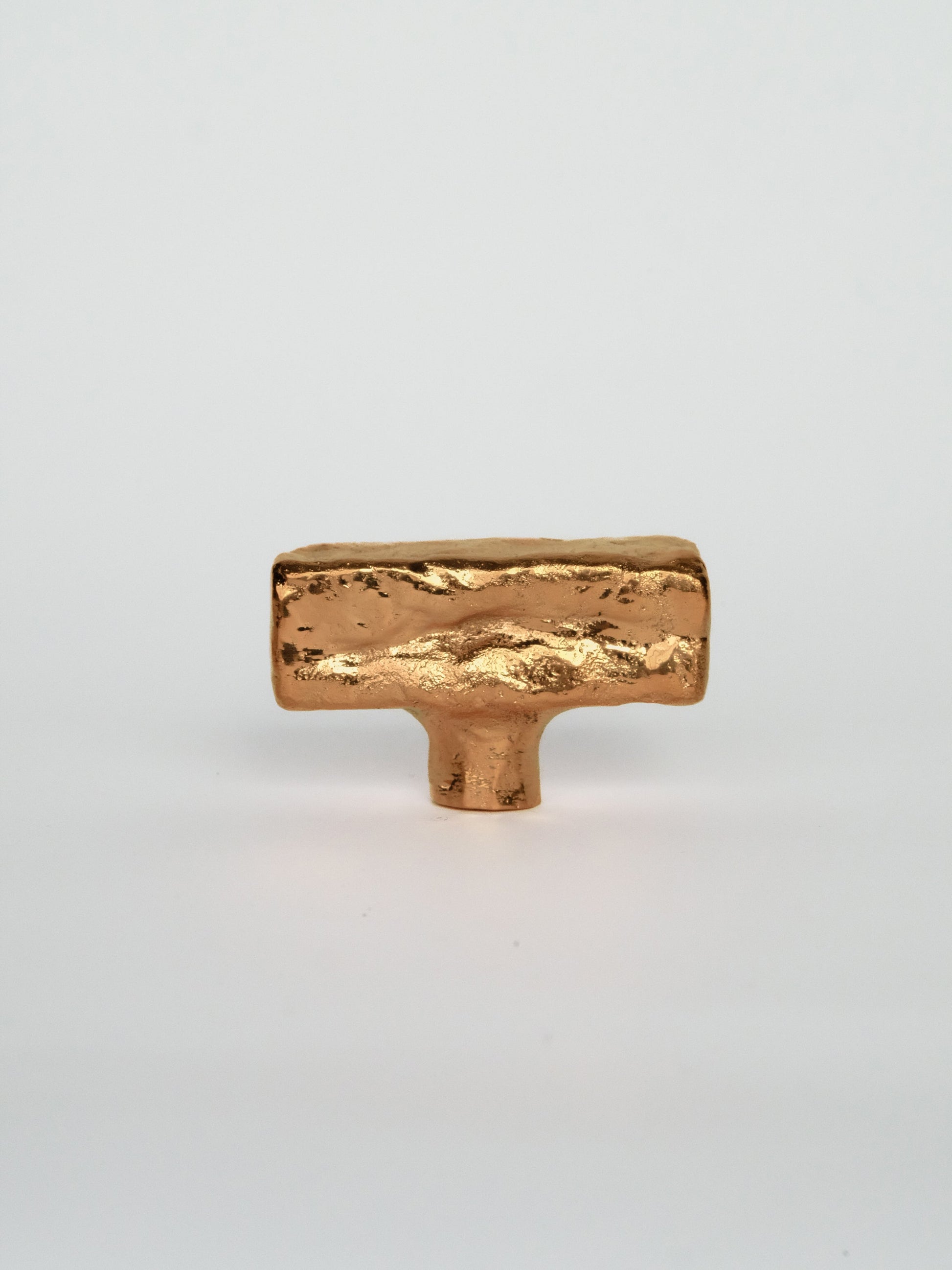 Isle Knob/Hook - Medium Hardware