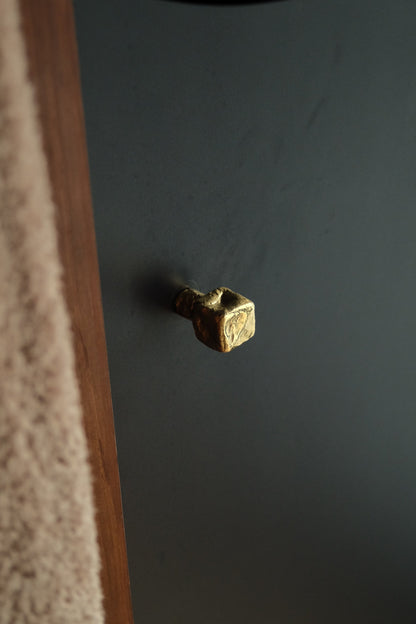 Isle Knob/Hook - Small Hardware