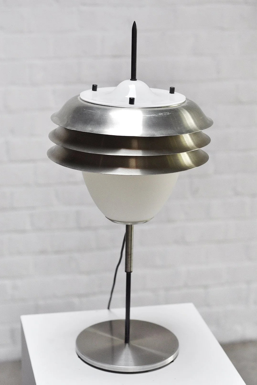 1960s Italian Table Lamp, Opal Glass and Metal Table Lamps