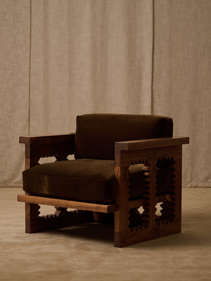 Jura Club Chair Chairs