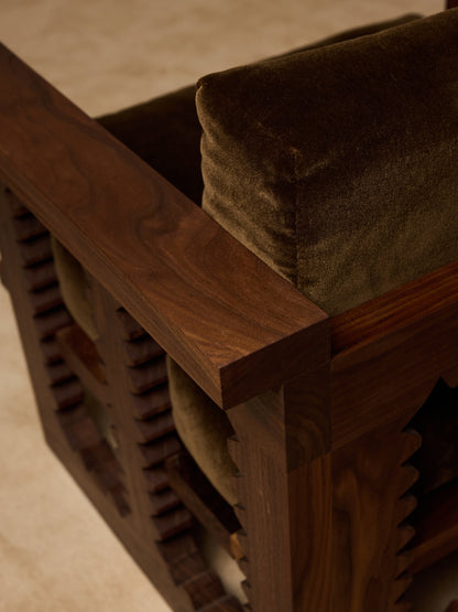 Jura Club Chair Chairs