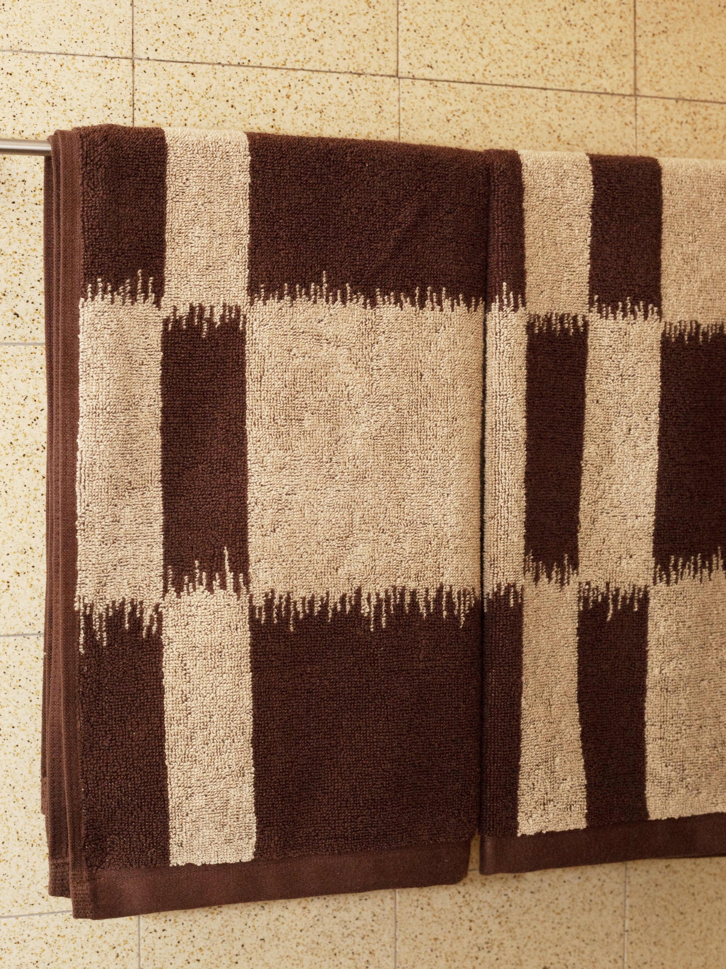 Karin Hand Towel Bath