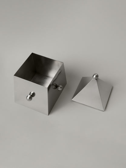Keeping Lidded Box Boxes