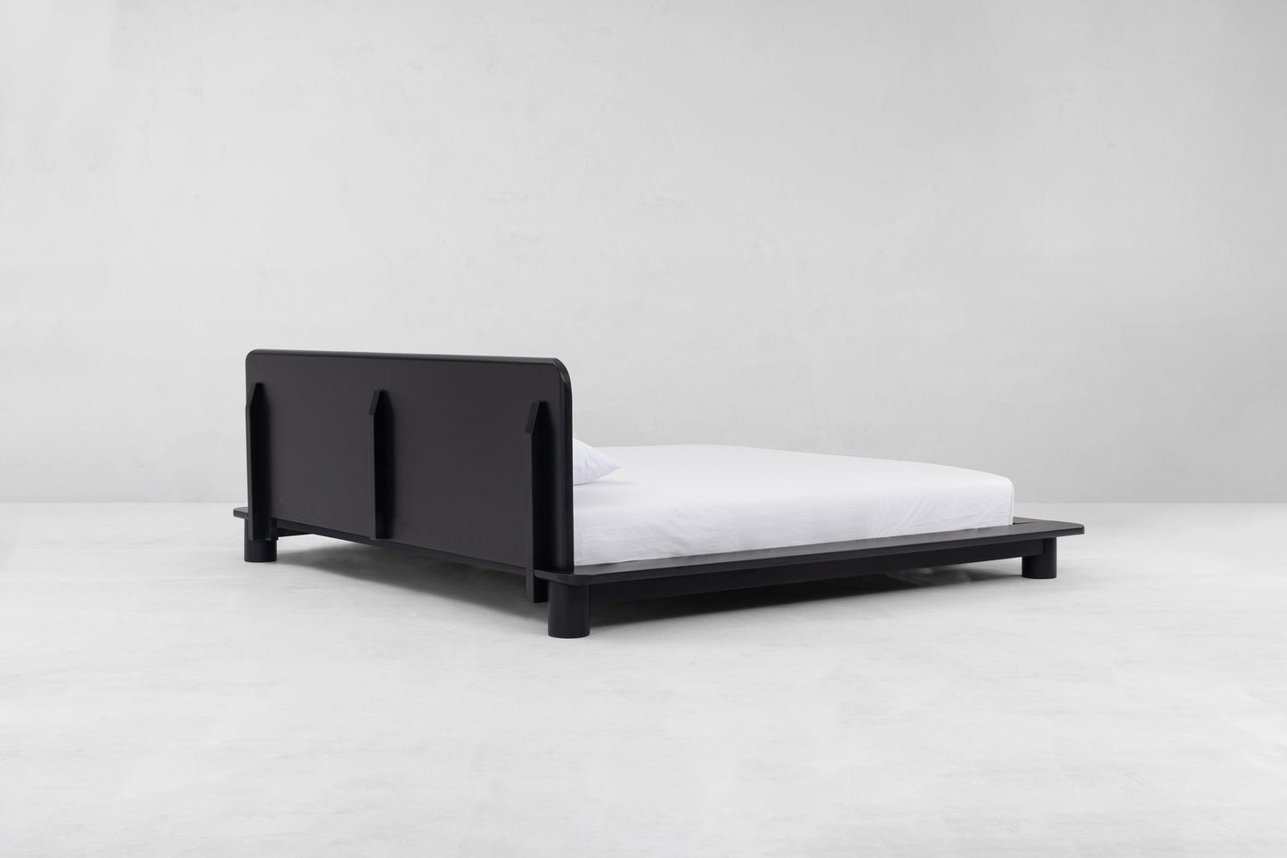 Kiral Bed in Black Beds