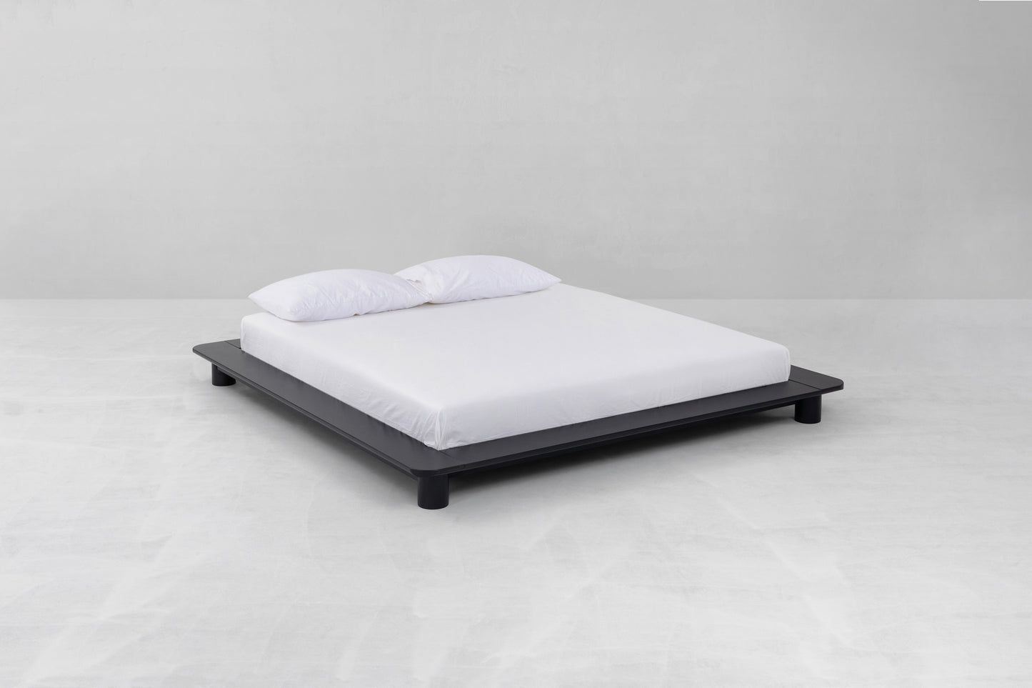 Kiral Platform Bed in Black Beds