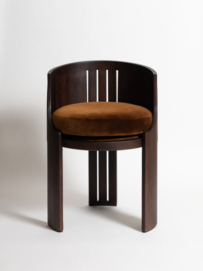 La Chaise 01 by Tassiana Laurre Chairs