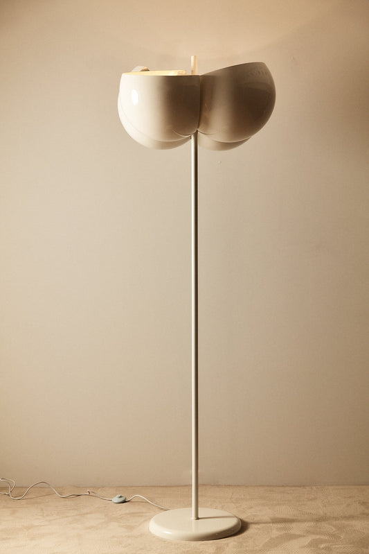 Lampadaire "Giunone" Floor Lamp by Vico Magistretti, Italy Circa 1970 Floor Lamps
