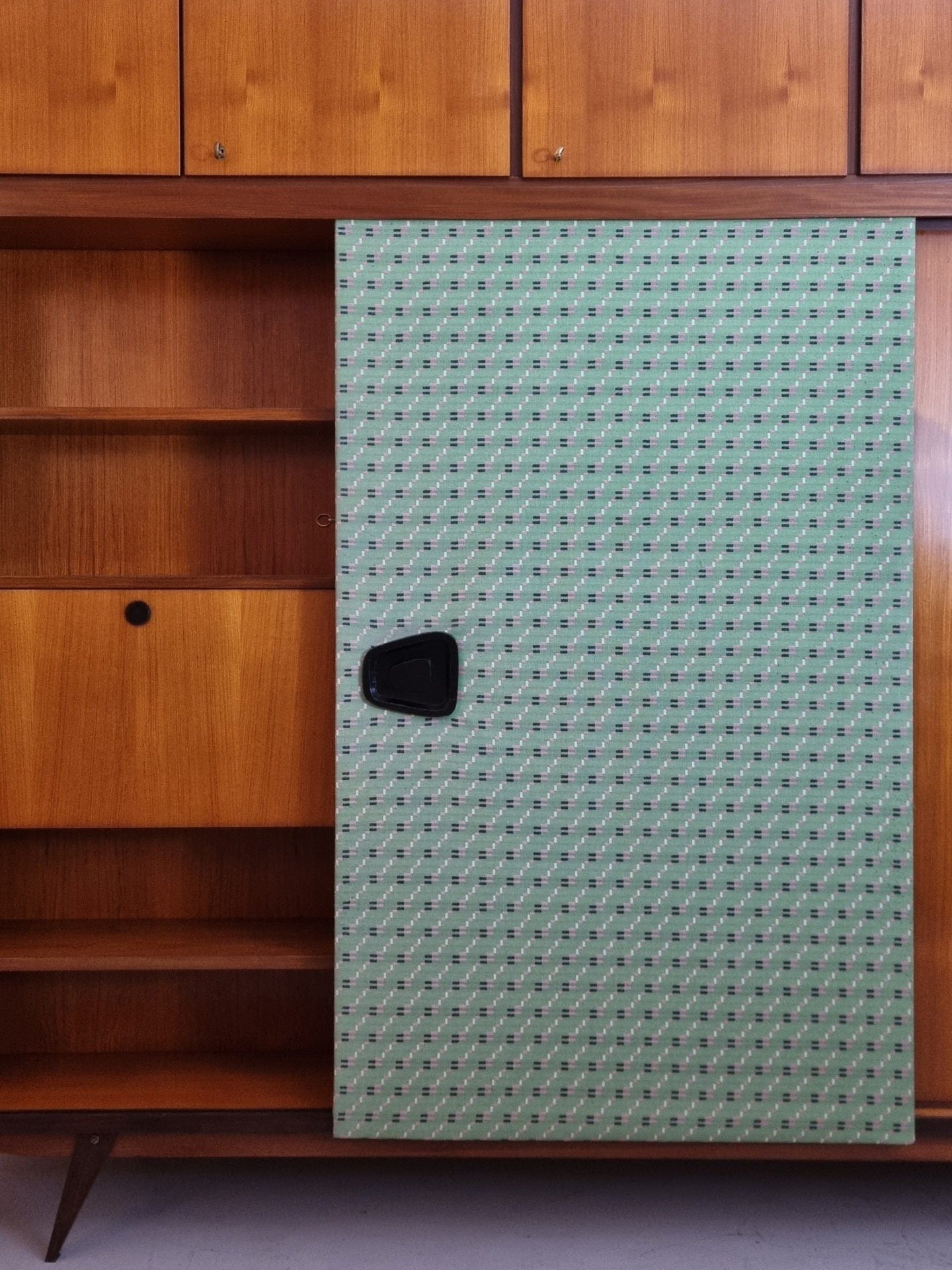 Large Wardrobe Unit Attributed to Gio Ponti, 1950s Cabinets