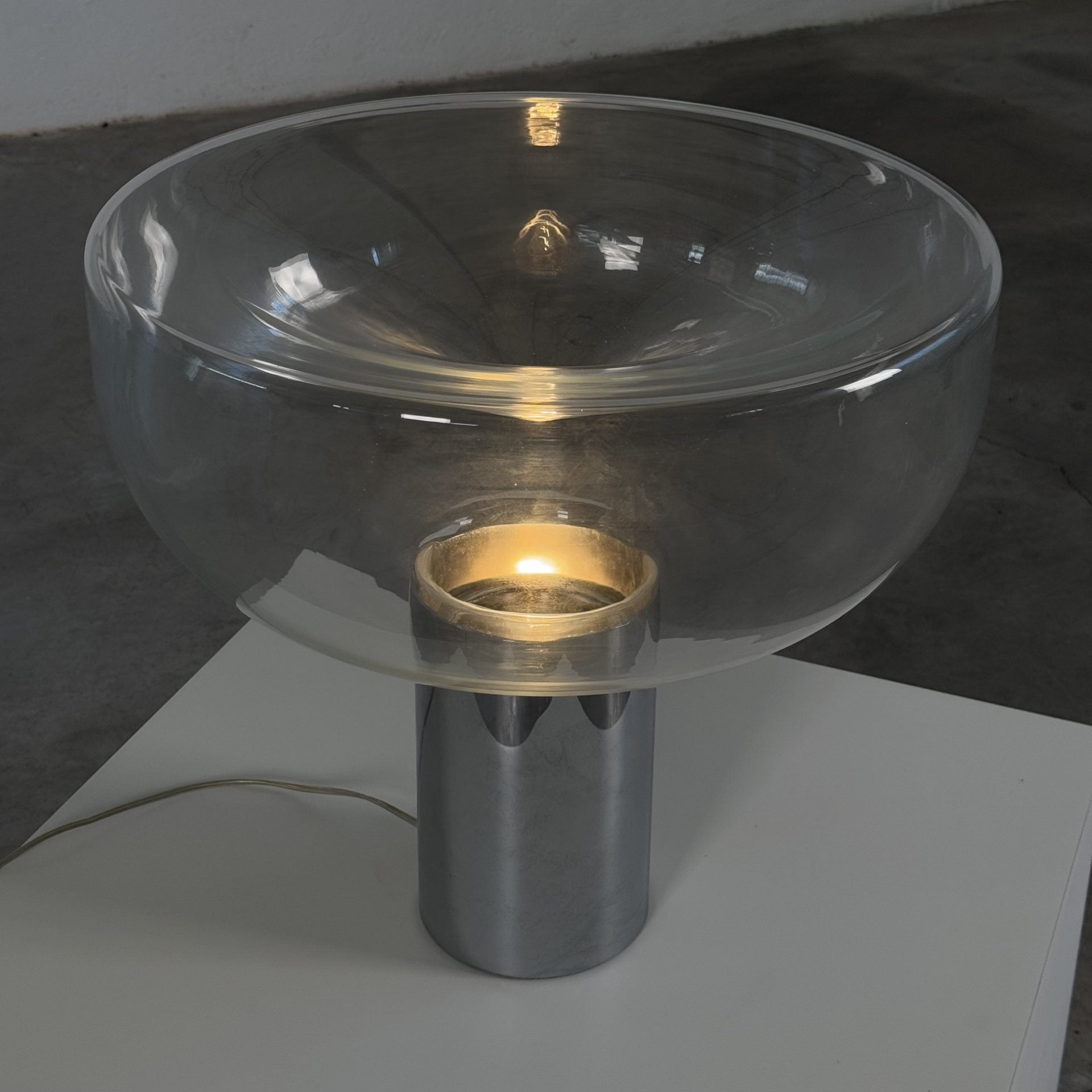 "Aella 50" Large Table Lamp by Renato Toso & Giovanna Noti Massari for Leucos Table Lamps