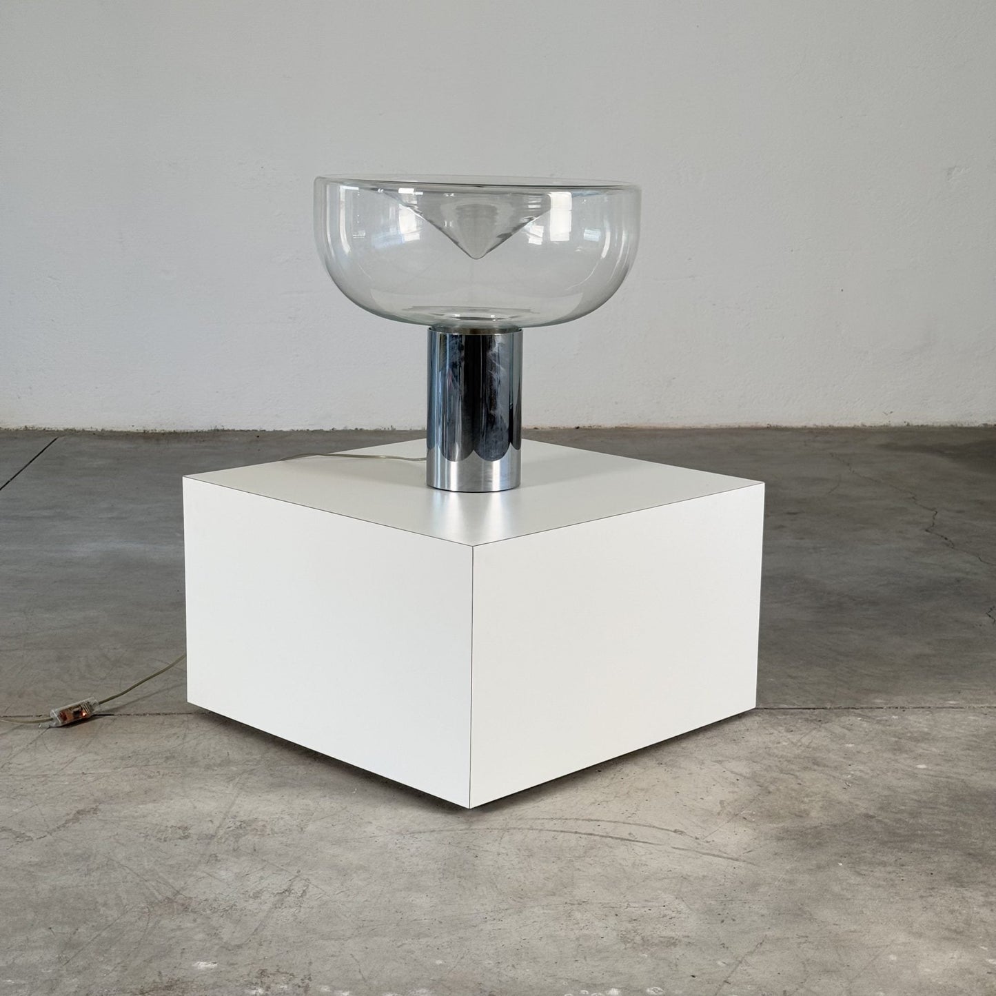 "Aella 50" Large Table Lamp by Renato Toso & Giovanna Noti Massari for Leucos Table Lamps