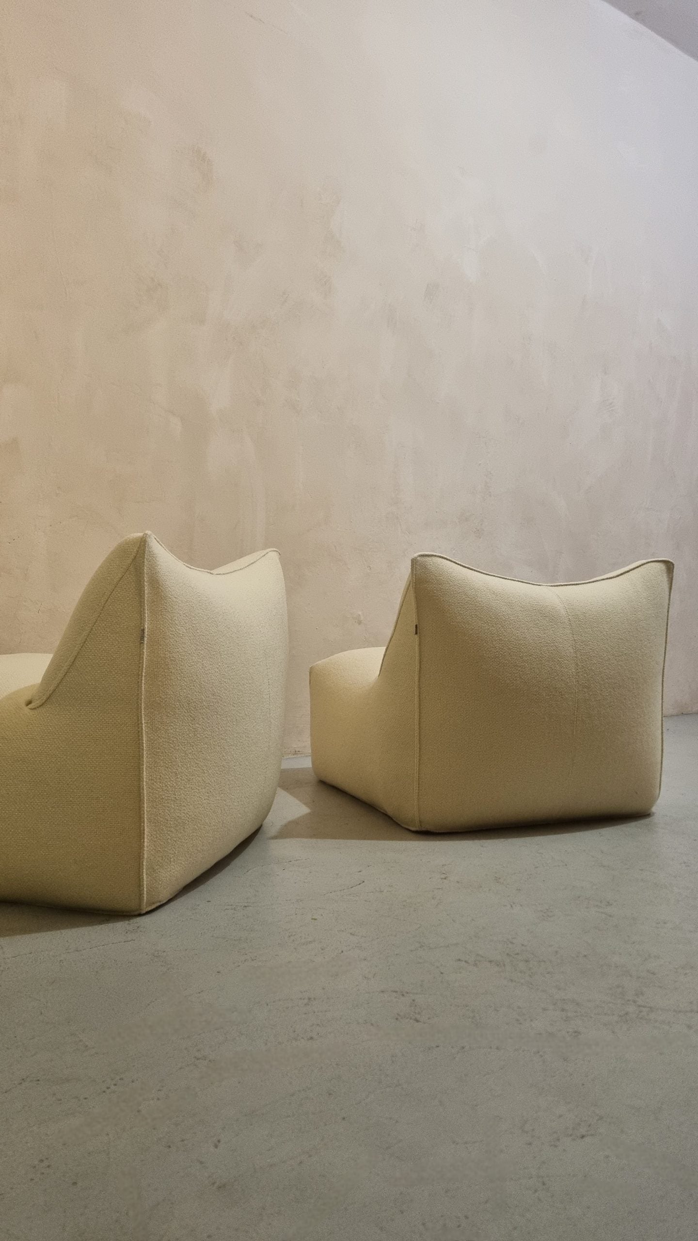 Le Bambole Iconic Chair Designed by Mario Bellini for B&B Italia, 1972 Chairs