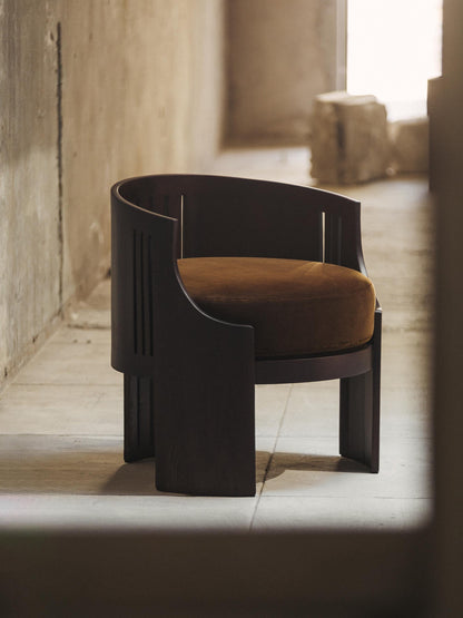 Le Fauteuil 01 by Tassiana Laurre Chairs